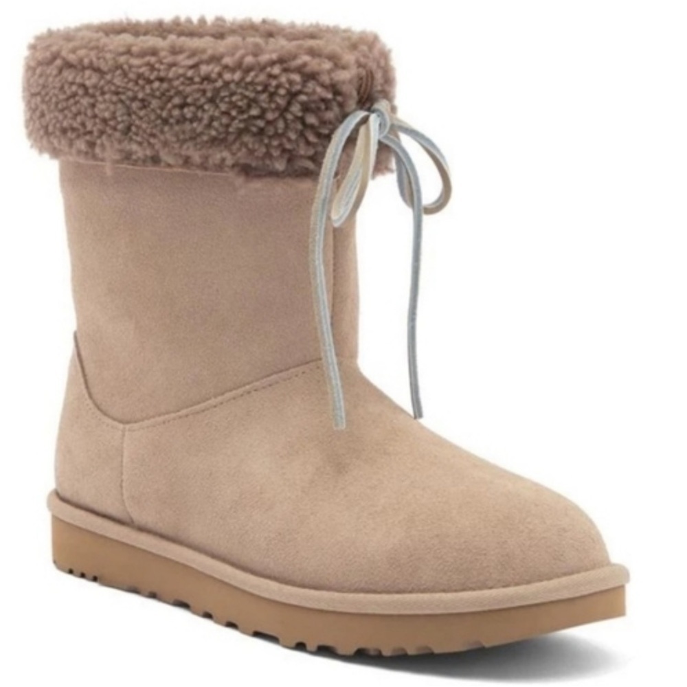NWOT UGG Sarissa Dune Shearling Lined Short Suede Tan Boots-Size 7